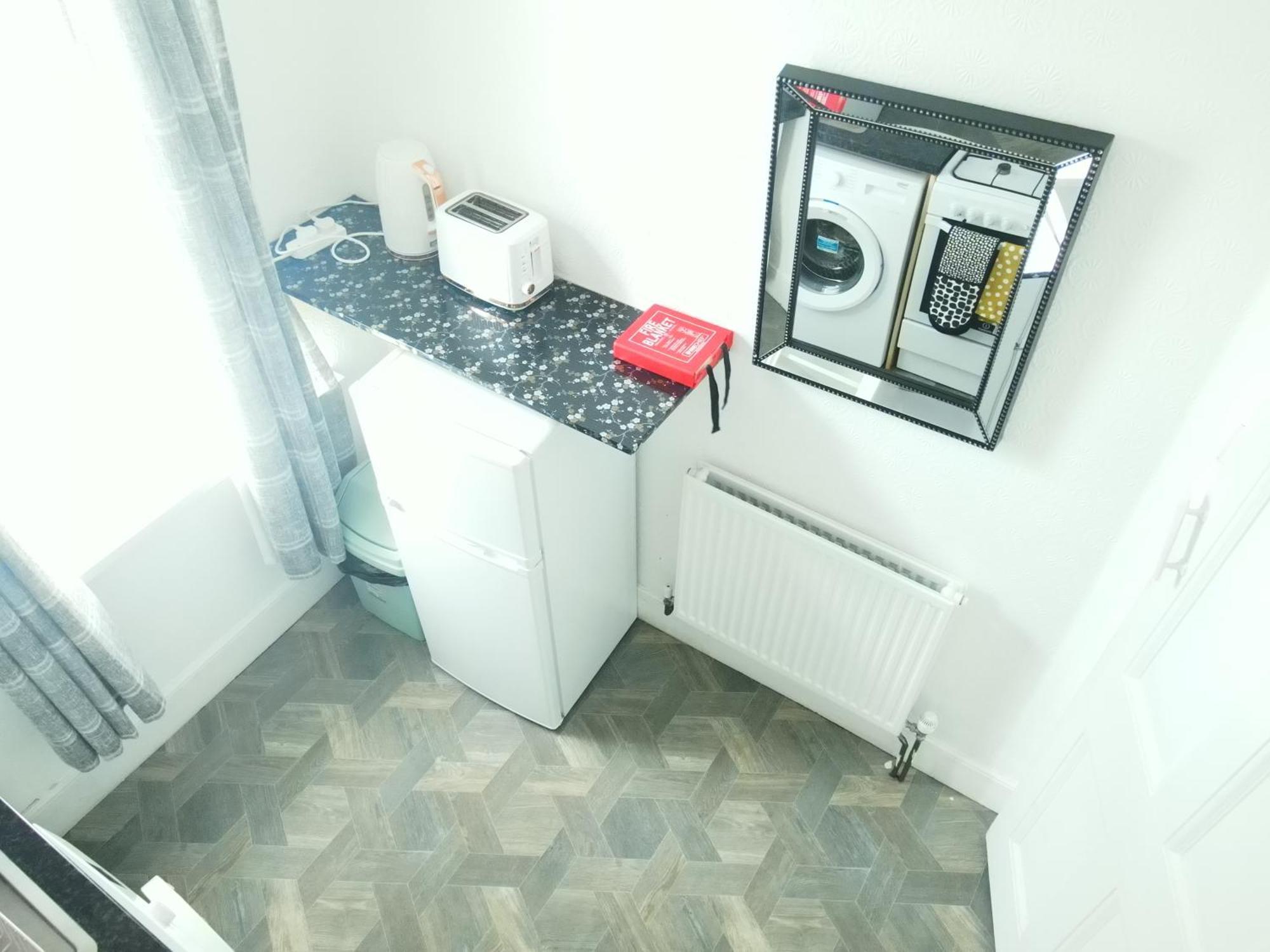 Service Accommodation 2 Bed Room Apartment In Newport South Wales Near Celtic Manor Icc Wales Eksteriør bilde