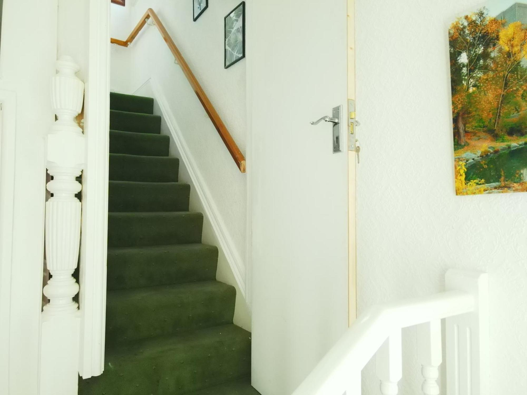 Service Accommodation 2 Bed Room Apartment In Newport South Wales Near Celtic Manor Icc Wales Eksteriør bilde
