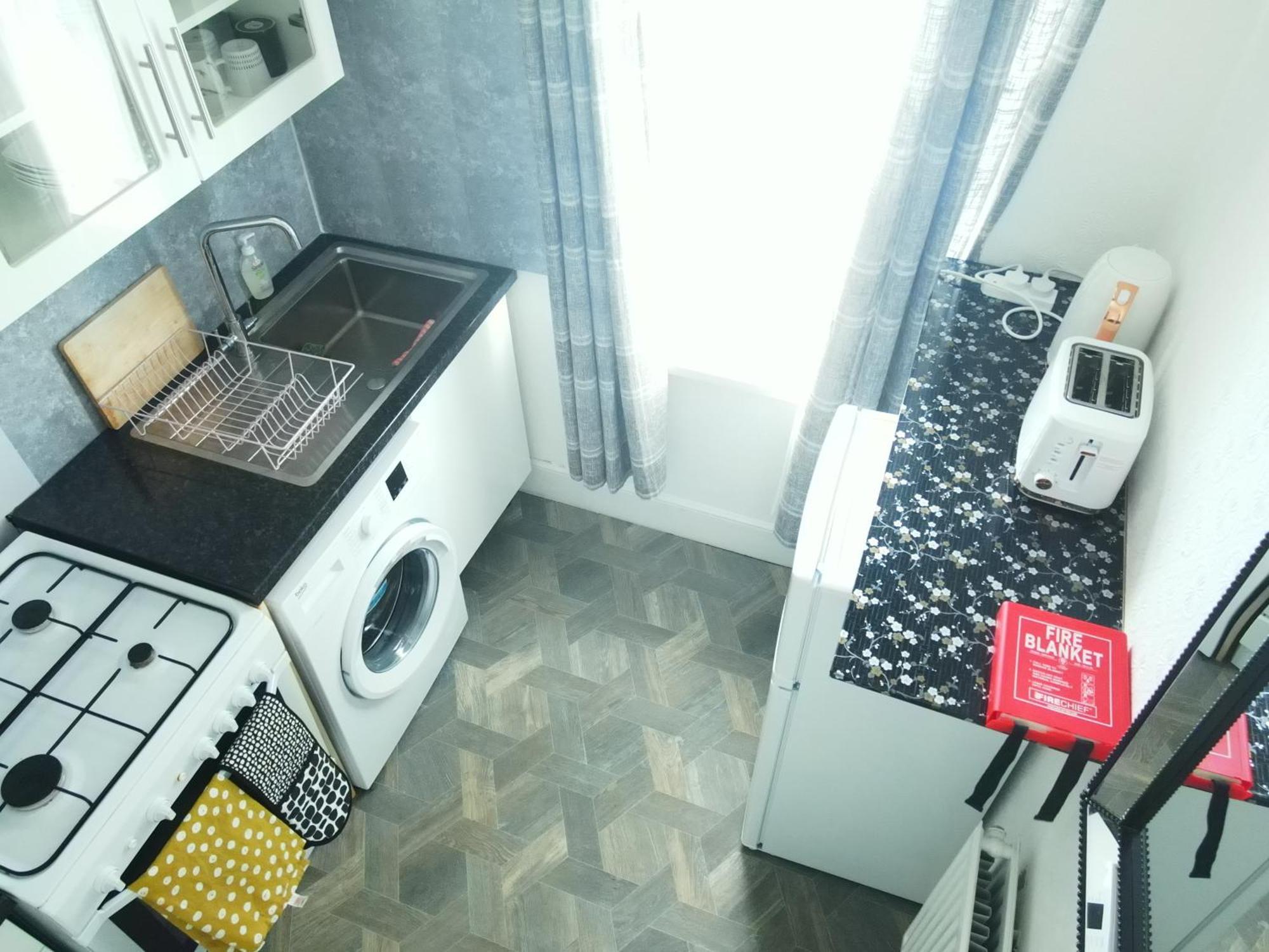 Service Accommodation 2 Bed Room Apartment In Newport South Wales Near Celtic Manor Icc Wales Eksteriør bilde