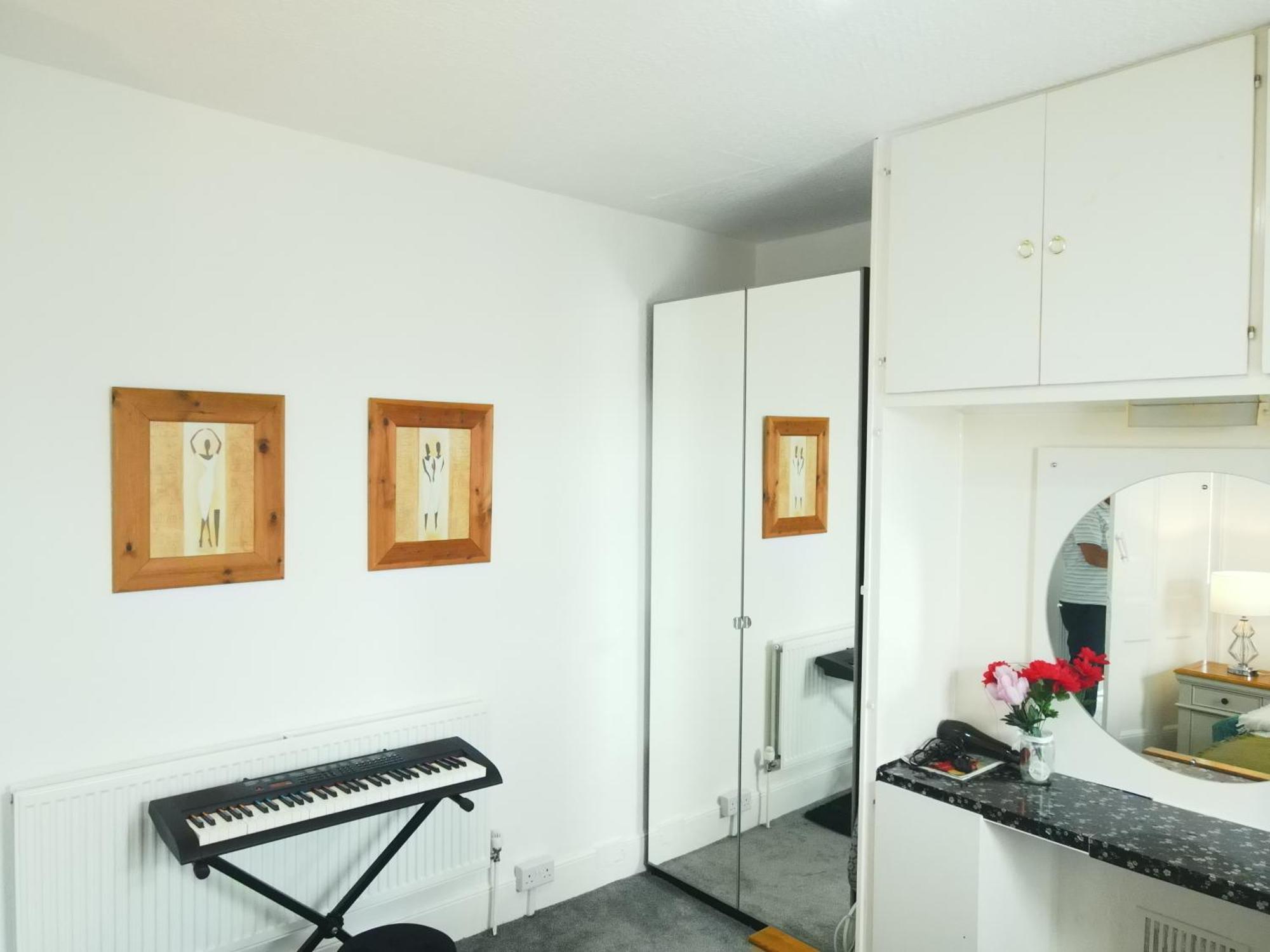 Service Accommodation 2 Bed Room Apartment In Newport South Wales Near Celtic Manor Icc Wales Eksteriør bilde